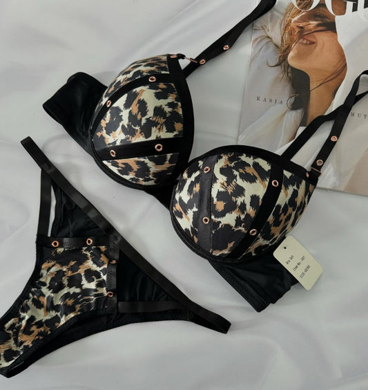 Shezaib Wired Push-Up Leopard Print Bra & Panty Set β Bold, Padded & Wildly Confident 307
