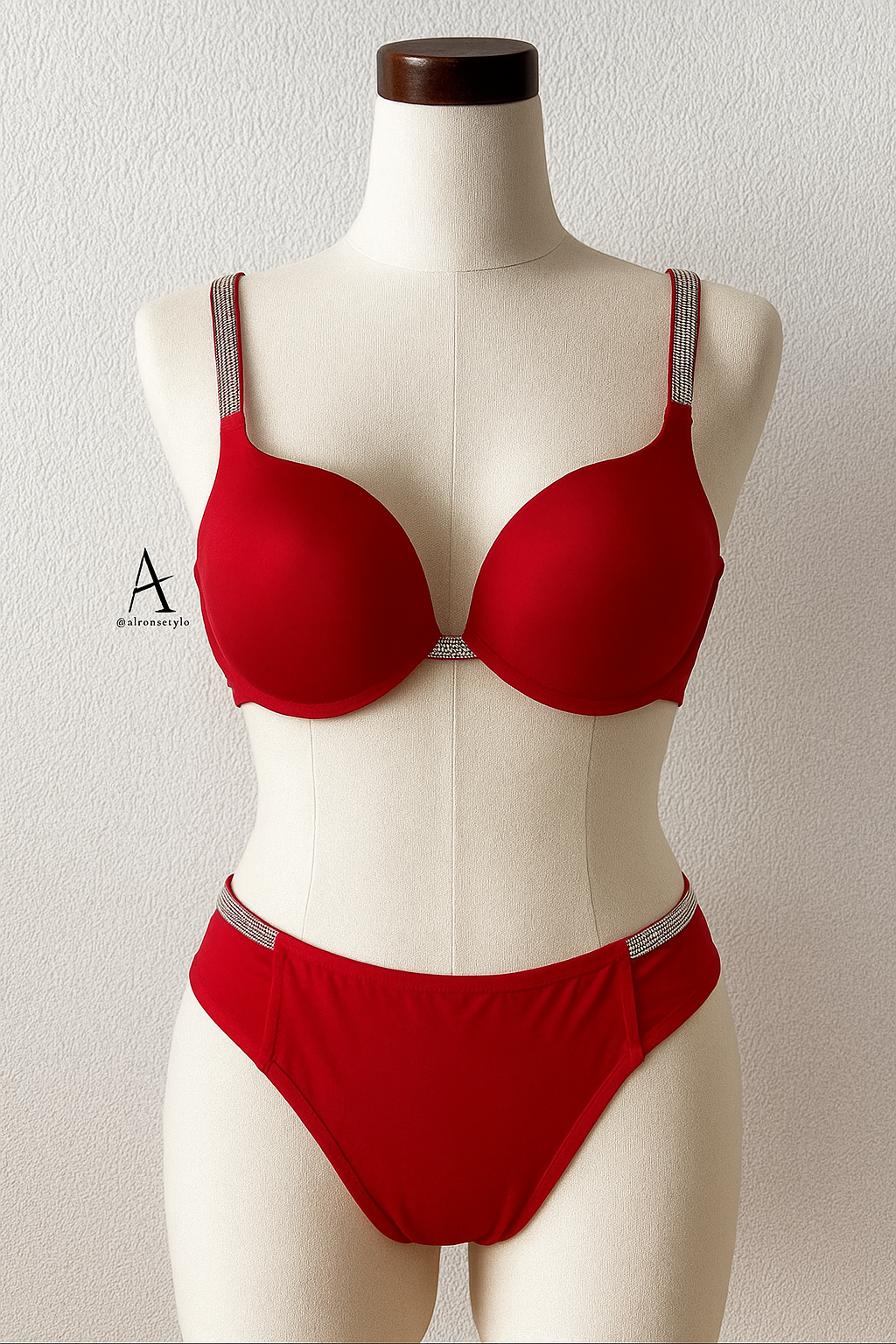 Flourish High Quality New Style Wired Rhinestone Straps Back Hook Adjustable Straps Bra & Panty Set E919