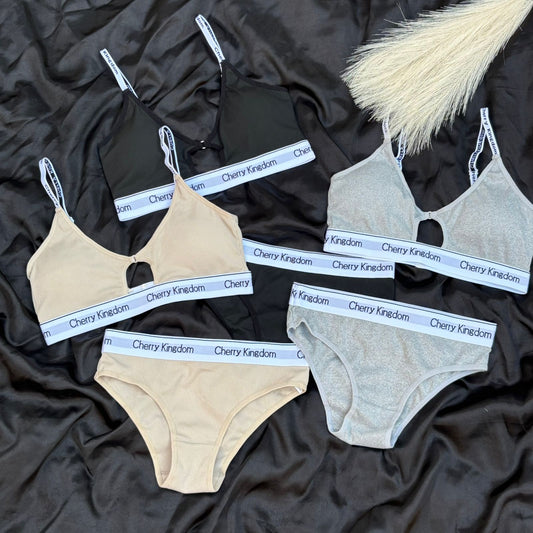 New High Quality Soft Cotton Letter Strap Mid Hollow Sports Light Padded Bra And Panty Set