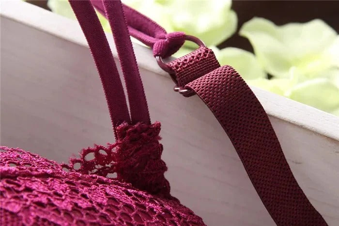 Flourish Lavender Lace Bra – Push Up & Double Padded Floral Comfort (9118)